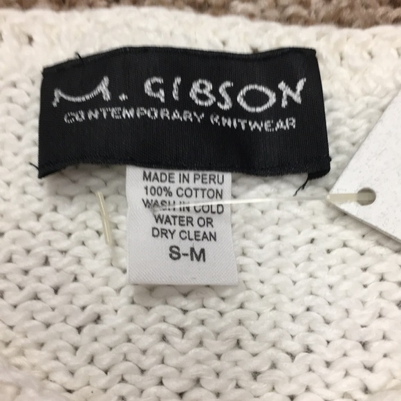 Sweater - Picture 5 of 5